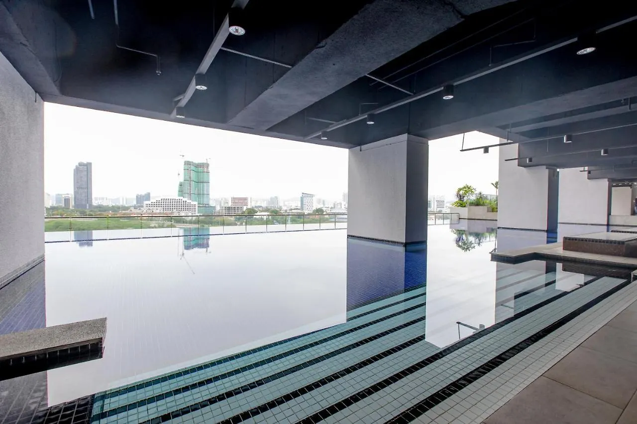 Rex Ollie @ Myhabitat Condominium كوالالمبور